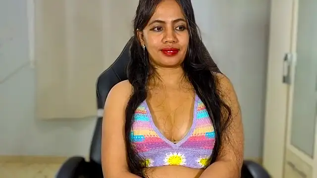 FannyXhot élő XXX-chatje