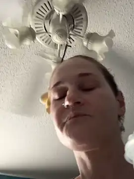 Chat XXX ao vivo de lolabunny9