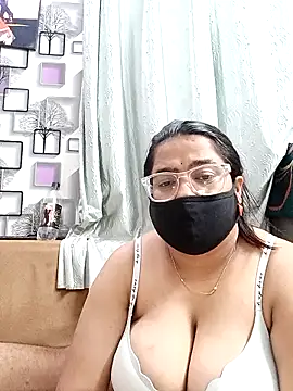 Živý XXX chat GangbangCouple