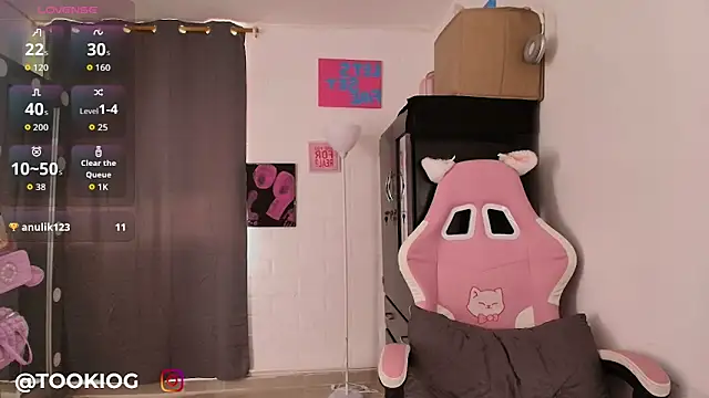 TOOKIOG_ Adlı Modelin Canlı XXX Sohbeti