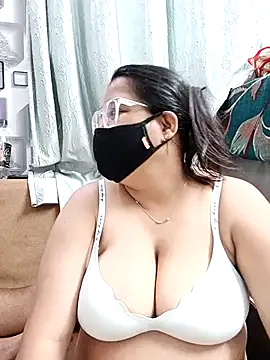 GangbangCoupleのウェブカメラショー