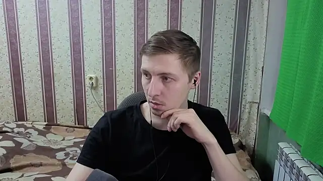 Pokazy przed kamerką – Darien_Brown