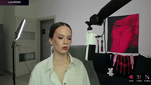 Goddess_of_Fertility Chat XXX in diretta