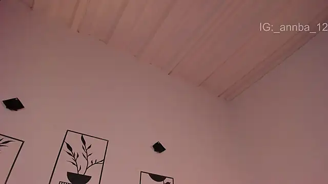 annie_barozzi – Naživo XXX chat