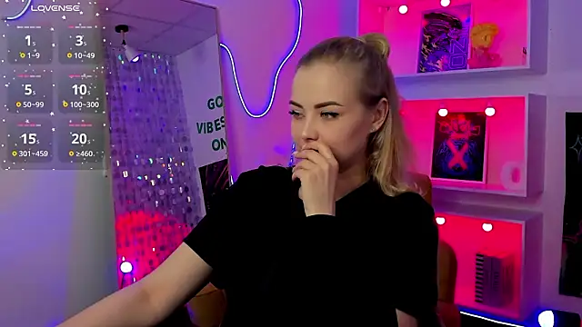 Chat +18 de StephanieSweety ao vivo