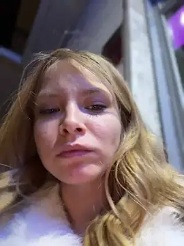 AnastasiaAniess Adlı Modelin Canlı XXX Sohbeti