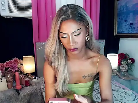 Tarah_MC_Actressex: απευθείας συνομιλία ΧΧΧ