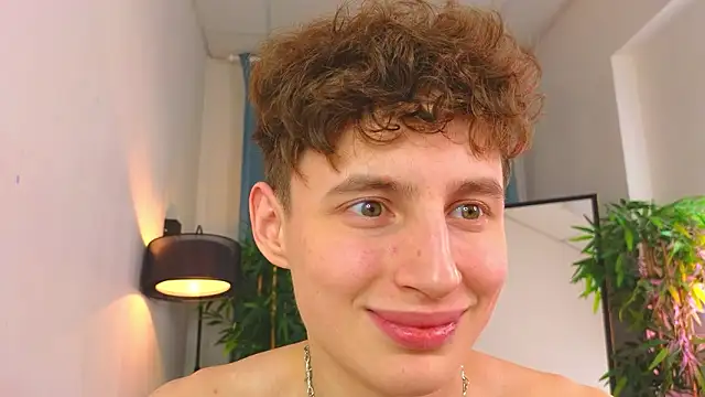 crisp1n's Live XXX Chat