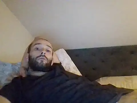 InferredPloce's Live XXX Chat