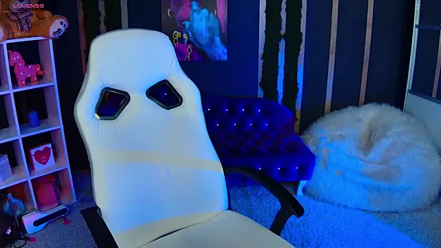 Lunatrend 现场XXX聊天