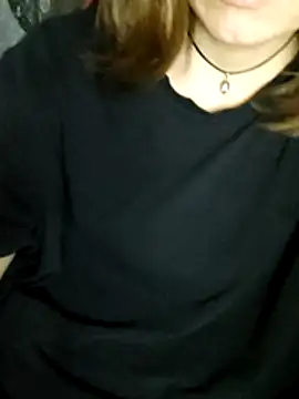 XXX chat uživo modela Aashikalaa