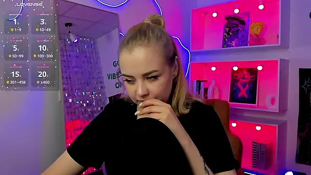 StephanieSweety live XXX chat