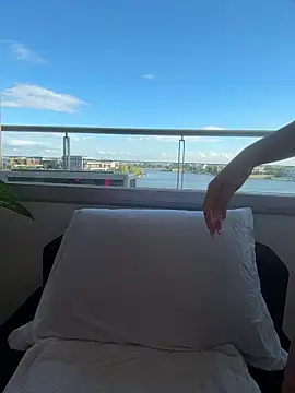 Tiny_lilith 现场XXX聊天