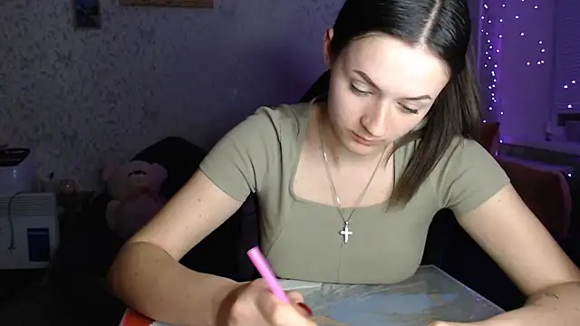 only_ubuterfly1 élő XXX-chatje