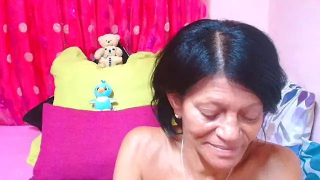 SLUTTYROXY Chat XXX in diretta