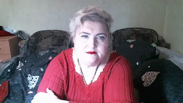 Show modela Lana555 na web-kameri