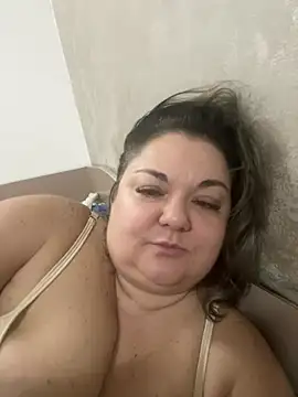 MikyVesela Live XXX-chat