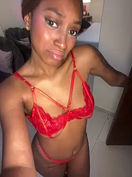 Chatroom XXX en direct de LiaTrainor