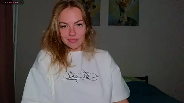 EmilyRobbie Live XXX-Chat