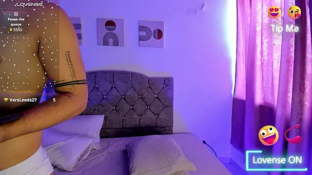 NoahVance's Live XXX Chat