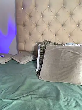 Adam_Byker élő XXX-chatje