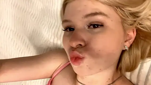 ShontaWasilko Live XXX Chat