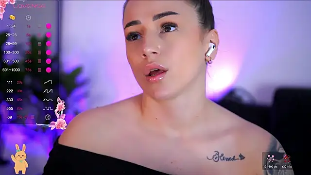 BabbyAisha: απευθείας συνομιλία ΧΧΧ