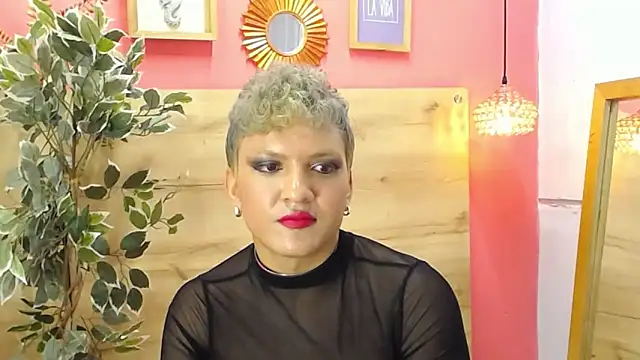 Czat XXX na żywo – aslyhernandez_7