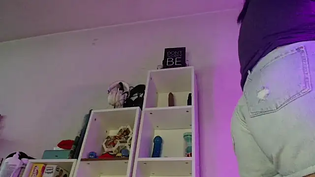 SmokyDeeのライブXXXチャット