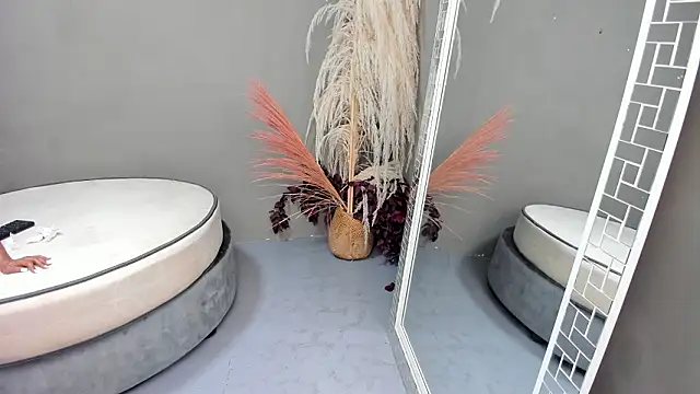 sienna_glow: онлайн-секс-чат