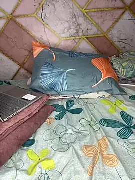 Amira_Malia Chat XXX live