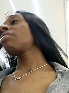 Jasmine_FullsShine: онлайн-секс-чат