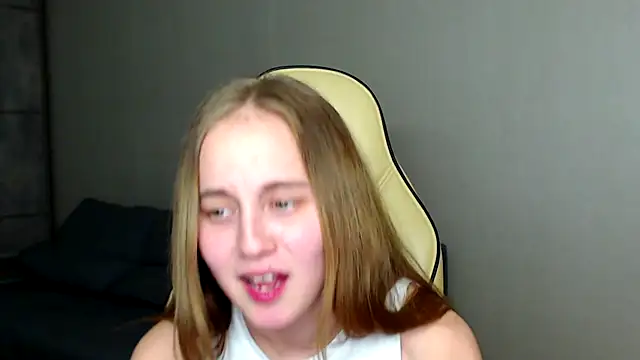 christimontero's Live XXX Chat