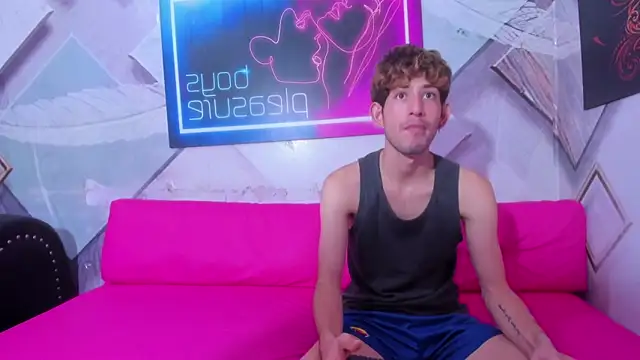 Spicy_guys Live XXX Chat