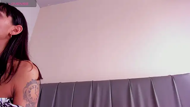 iisabella_noaのライブXXXチャッ  ト