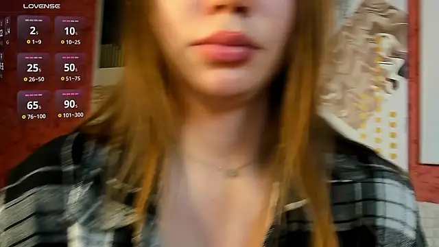 Онлайн чат XXX SlyFoxTales_