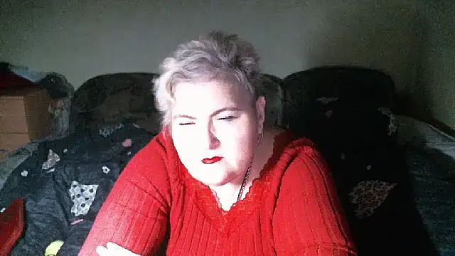 Lana555 即時 XXX 聊天