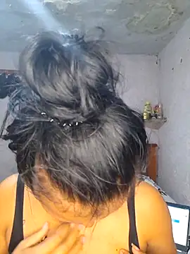 Daniela_Cruz_'s Live XXX Chat