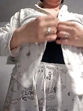 KristenVegaのウェブカメラショー