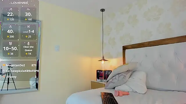 Онлайн чат XXX IRISCLARK1