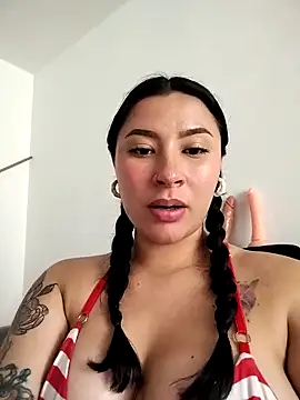 1Dulce2 élő XXX-chatje