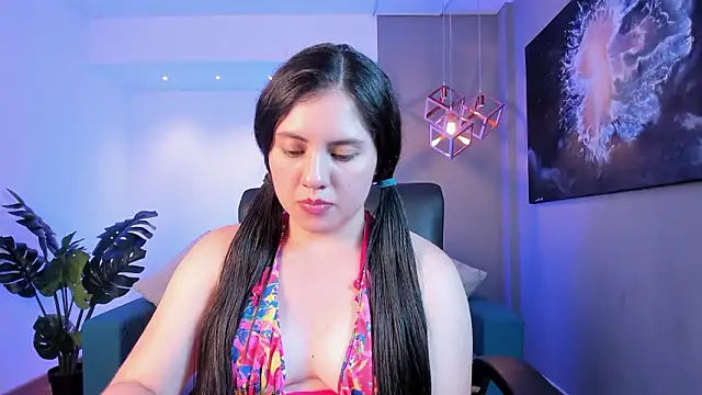 Chat XXX en directo de Alicee_Broownn