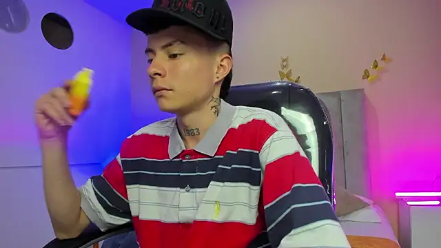 Nascary_Fox's Live XXX Chat