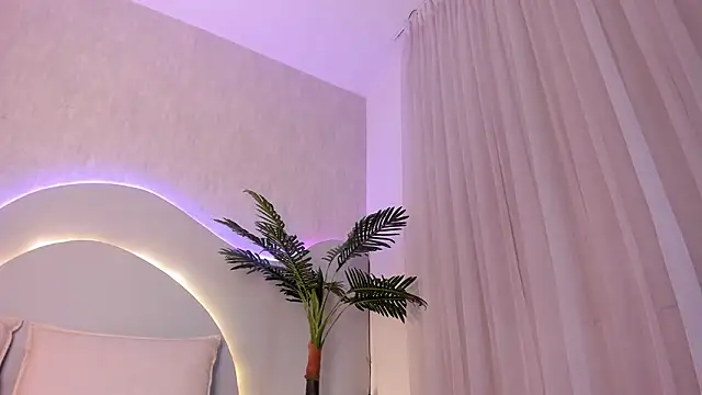 CannelaSmith Live XXX Chat