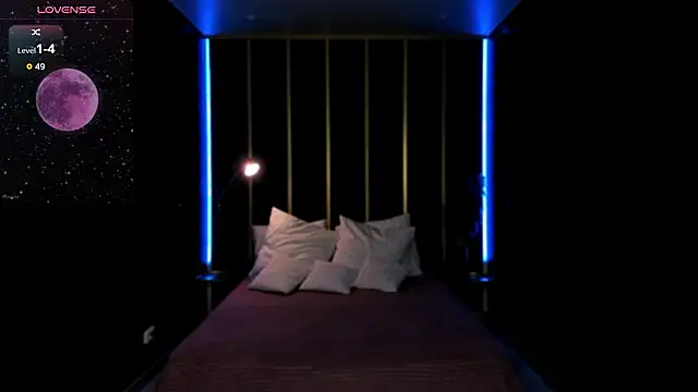 ElizaRoxe's Live XXX Chat