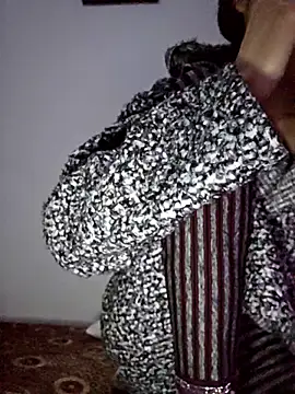 XXX chat uživo modela altinya