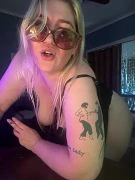 XXX chat uživo modela Granlady7