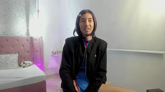 loverisu-coral's Live XXX Chat