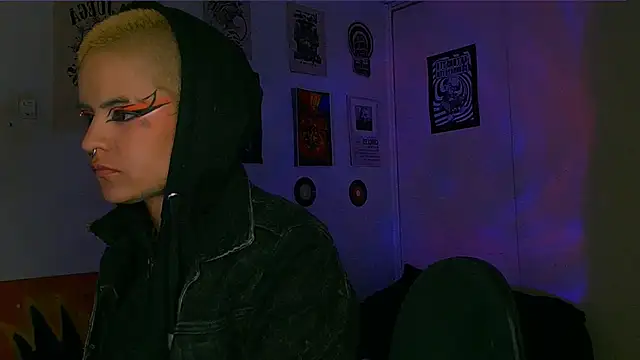 alex_one888 live XXX chat