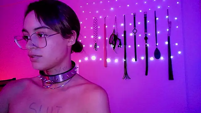 دردشة nina_kink الجنسية المباشرة